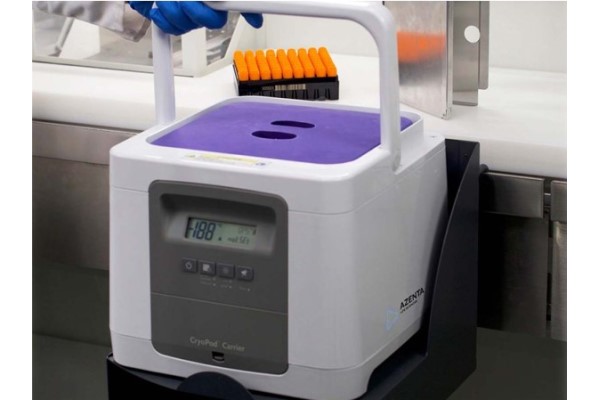 Maintain the cold chain with CryoPod carrier