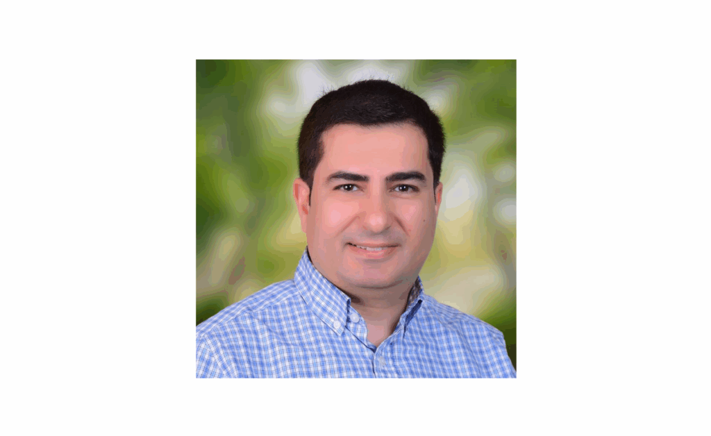 Photo portrait of Wael Zebdeh.