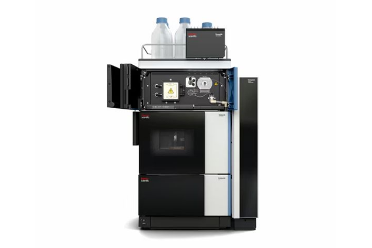 Impurity analysis vanquish on a white background